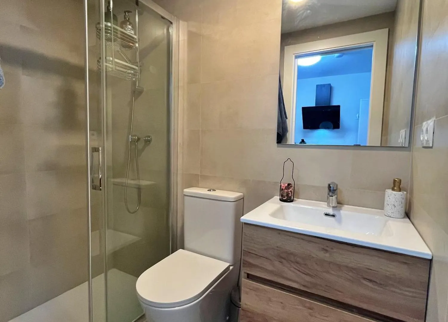 Villa Nora مالقة 0*,